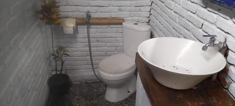 Ayolah Surf house & Surf Camp Vacation rental in Bali