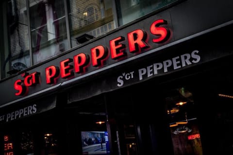 SGT Peppers City Centre Apartment with Terrace Apartment in Liverpool