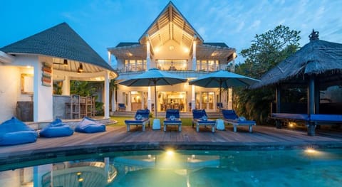 Ceningan Beachside Villas Villa in Nusapenida