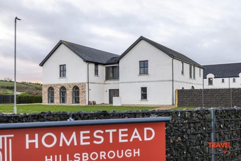 Homestead Hillsborough Vacation rental in Northern Ireland