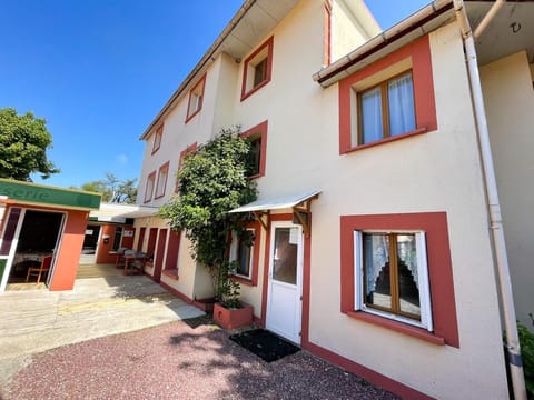 Dary Locations Vacation rental in Normandy