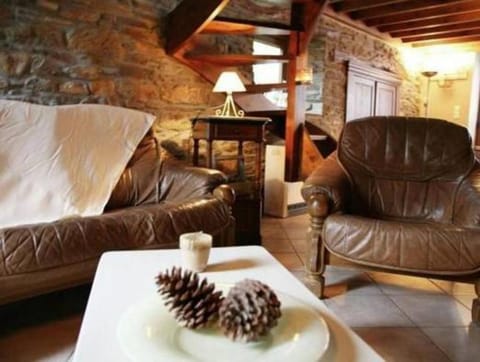 Beautiful Cottage in Malempre with Fenced Garden Vacation rental in Manhay