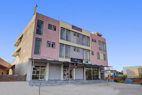 Flagship 90789 Hotel Bm Inn Hotel in Jaipur