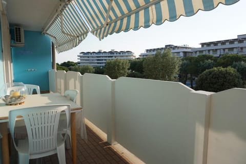 Great Apartment with Terrace in Fantastic Location Apartment in Porto Santa Margherita