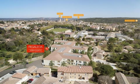 Résidence Domitys REGALECIA à Uzès Vacation rental in Uzes