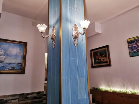 Barcelona CoronaHostal Bed and Breakfast in Badalona