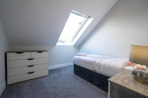 Modern City Center apartment Apartment in Belfast