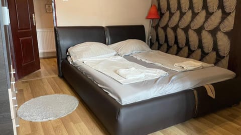 Bristol Apartments - Two Bedroom Apartment  Apartment in Vojvodina