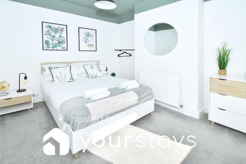 London House by YourStays Vacation rental in Newcastle-under-Lyme