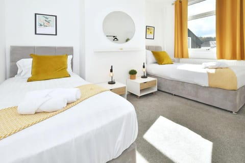 London House by YourStays Vacation rental in Newcastle-under-Lyme