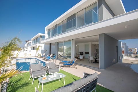Villa Prol19, Beautiful 3bdr Protaras Villa with Pool, Close to Fig Tree Bay Hotel in Protaras