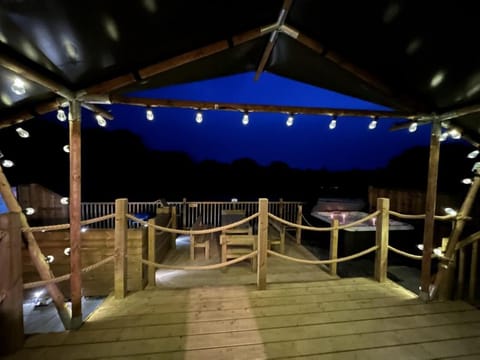 Lion King Safari Tent Luxury tent in Saint Florence