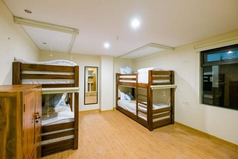 Caroline Hostel Apartment in North Kuta