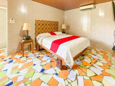 RedDoorz @ Villa Krisna Balangan Beach Hotel in Bali