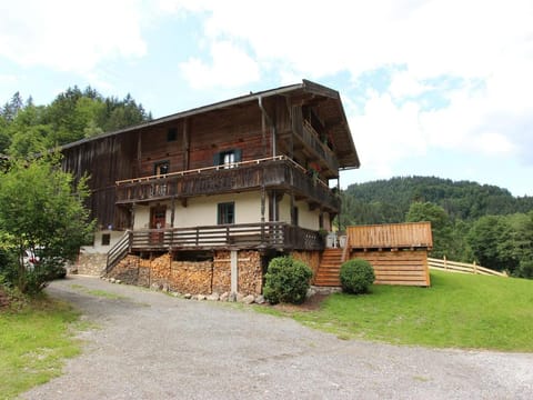 Farmhouse in Hopfgarten near Ski Bus Vacation rental in Salzburgerland