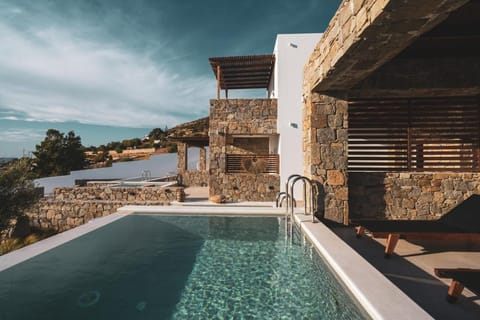 Kouros Blanc Resort & Suites Hotel in Paros, Greece