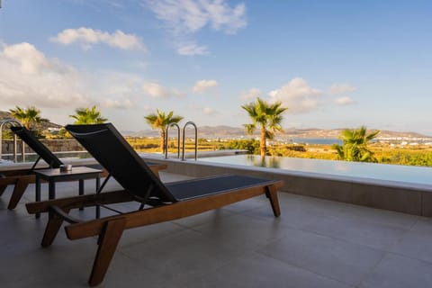 Kouros Blanc Resort & Suites Hotel in Paros, Greece