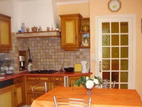 Peaceful Forest Stay in Pedernec Vacation rental in Brittany