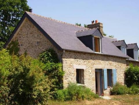 Lovely mansion with fenced garden Vacation rental in Brittany