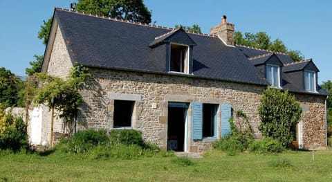 Lovely mansion with fenced garden Vacation rental in Brittany