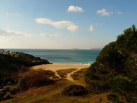 Beautiful apartment in Galicia w/ Apartment in O Morrazo