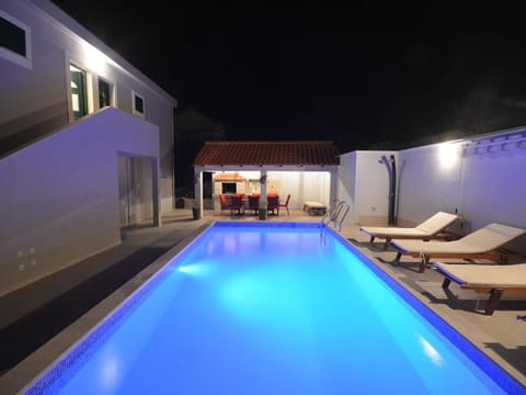 Sea View Villa in Cara Vacation rental in Dubrovnik-Neretva County