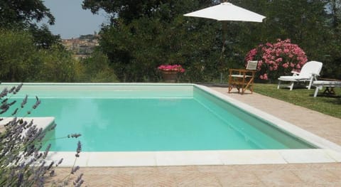 Cozy holiday house with terrace Vacation rental in Castiglion Fiorentino