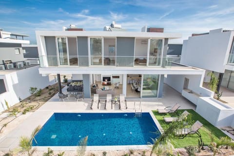 Villa Prol20, Contemporary 3bdr Protaras Villa with Pool, Close to the Beaches Hotel in Protaras