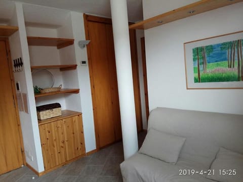 Bilo su piste Appartamentiflarida Sansicario Alto Apartment in Piedmont