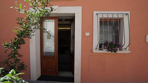 tipica abitazione in tufo in centro Vacation rental in Matera