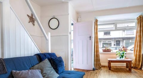 Close to city centre home with public transport Vacation rental in Belfast