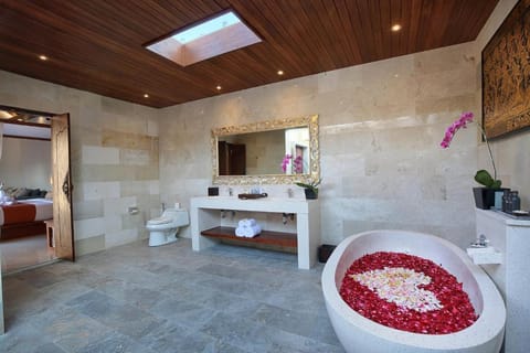 Suite Villa with Private Pool in Jimbaran- 1BDR Villa in Kuta Selatan