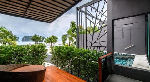 Mangrove Bay Krabi Beachfront Pool Villa Hotel in Krabi Changwat