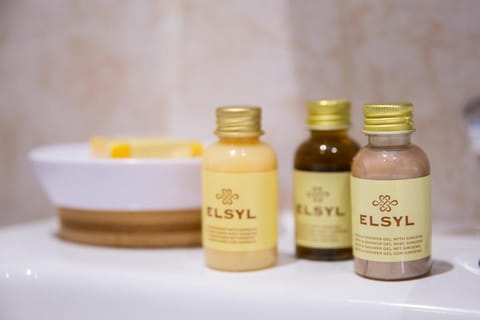 Velvet 1-bedroom penthouse, Clockhouse, Hoddesdon Apartment in East Hertfordshire District