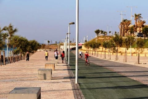 Casa Kali 1 Apartment, steps from the sea Apartment in Heraklion