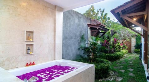 Danakha Villa Ubud Hotel in Tampaksiring