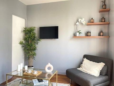 B 1606 - Lovely apartment - Arc de Triomphe Apartment in Paris