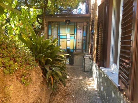 Oste al numero 22 Apartment in Como