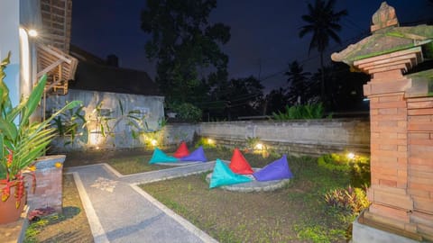 Aura Dormitory House Ubud Hostel in Ubud