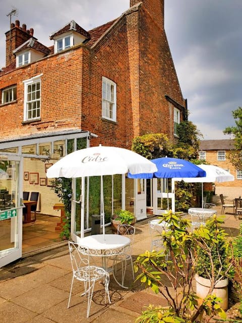 Crown House Hotel Hotel in Uttlesford