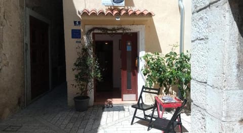 Old Town Charmer Apartment in Poreč