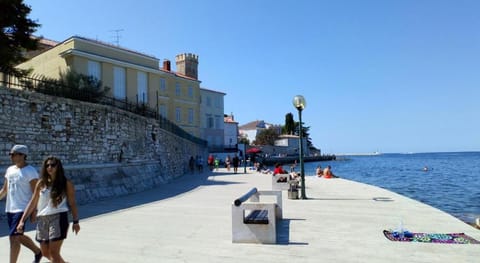 Old Town Charmer Apartment in Poreč