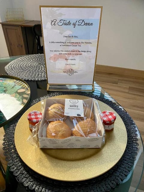 Luxury 1 Bedroom Duplex with Free Parking Apartment in Plymouth