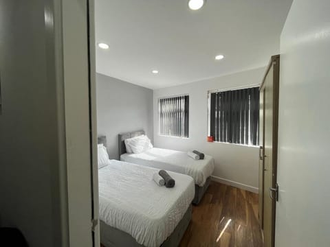 City apartment, perfect for visitors  Apartment in Wakefield