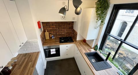 Cosy Oasis in the Heart of Clifton Village Apartment in Bristol