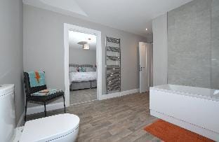 Homestead Hillsborough Apartment in Northern Ireland