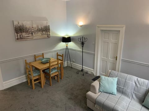 Hursley Lodge Apartment in Lincoln