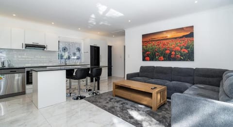 Hout Bay Gem Hotel in Cape Town