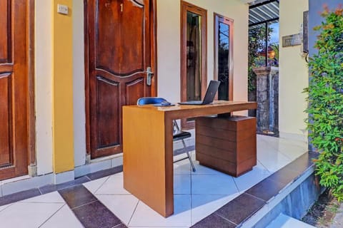 OYO 91738 Ciung Wanara Guest House Hotel in Denpasar