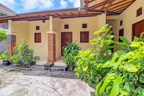 OYO 91724 Penginapan Pondok Asri Hotel in North Kuta